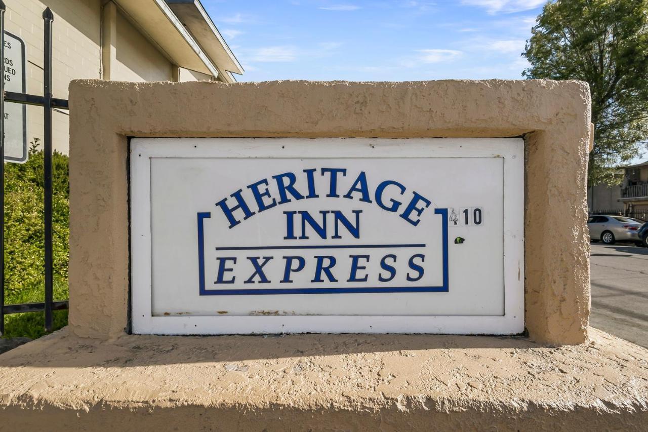 Heritage Inn Express Хейуорд Экстерьер фото